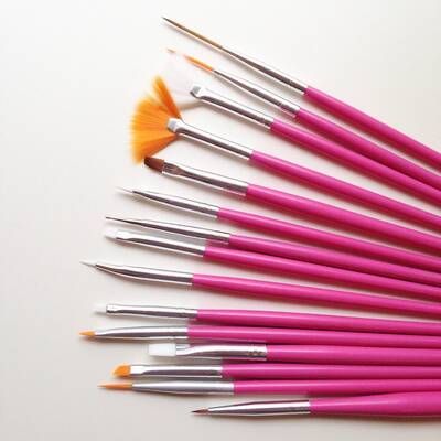 Fırça seti PEMBE; 15 parça - 2