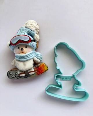 Plastik kalıp Ayıcık on Skateboard; 10,3*8 cm - 1
