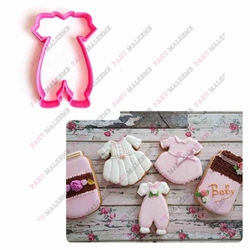 Plastik Kalıp  Kız Bebek Tulumu; 8,5*5,8 cm