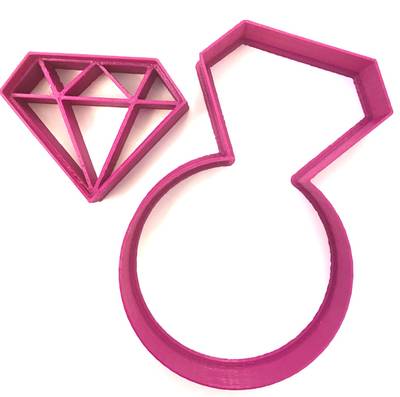 Plastik Kalıp Tektaş Yüzük; 9*5,8 cm - 1