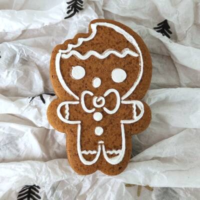 Plastik kesici kalıp BITTEN GINGERBREAD; 7,0 cm - 2