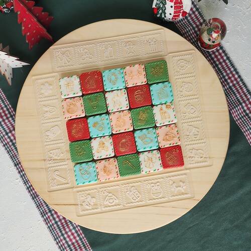 Pop-it stamp kaşe ve kesici seti NOEL TAKVİMİ; 4 cm bölmeli - 4