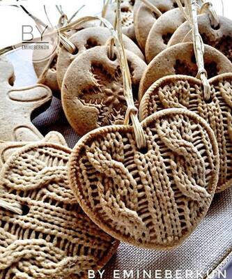 Silikon Örgülü Kalp; 6,5*6,0 cm - 4